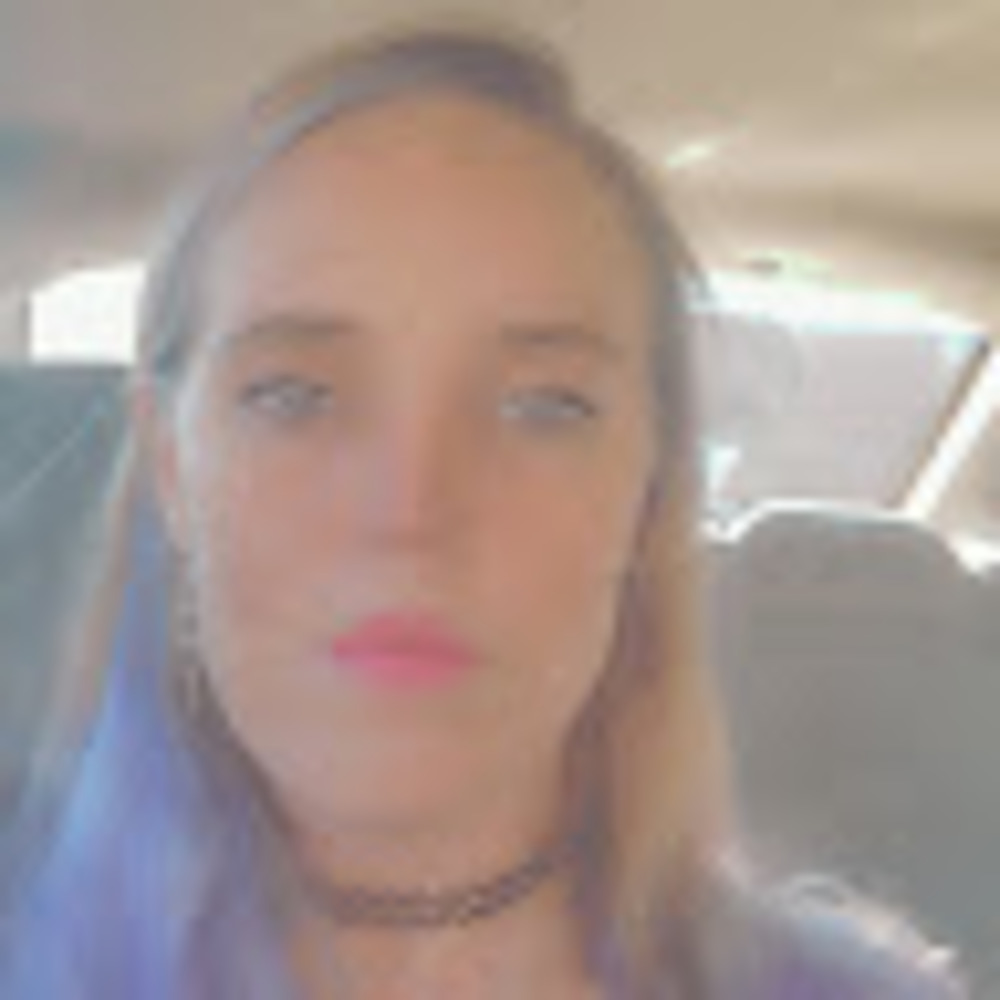 Meet your Posher, Brittni